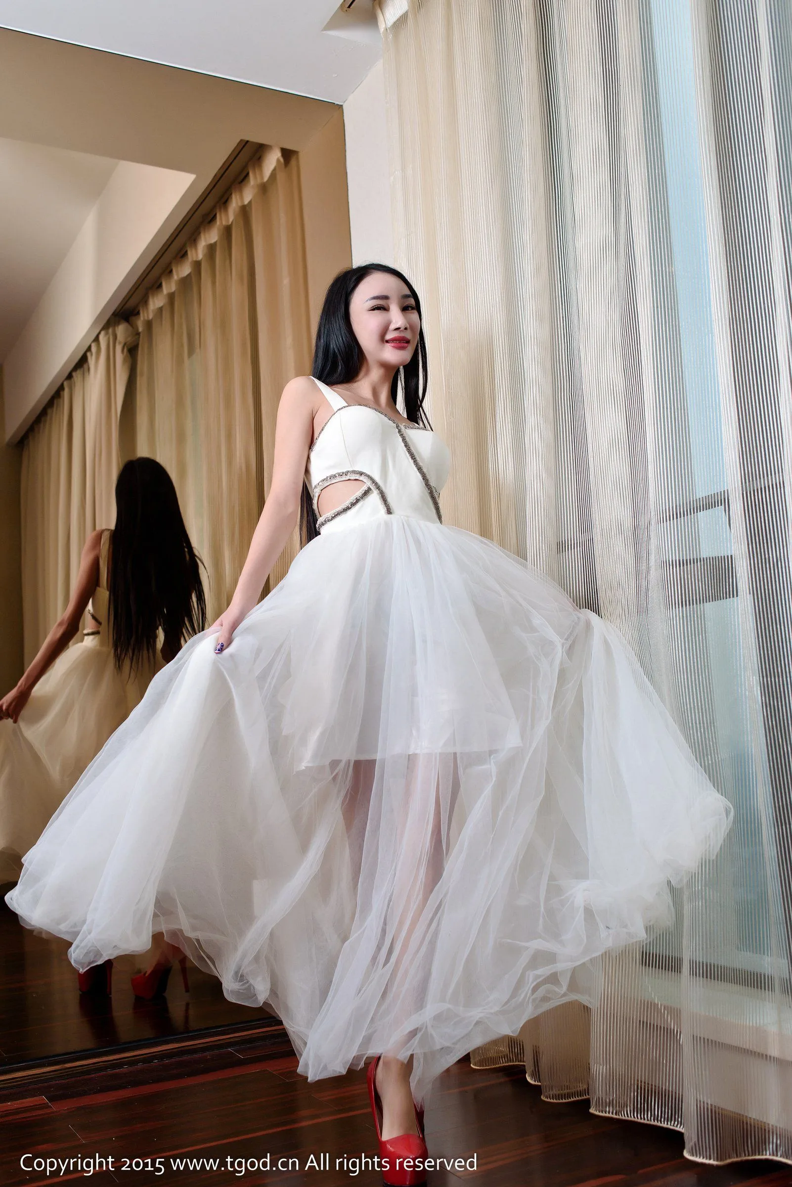 [TGOD đề xuất Nữ thần] Jessie, Nữ hoàng của Cung điện, Tập 2 - 9