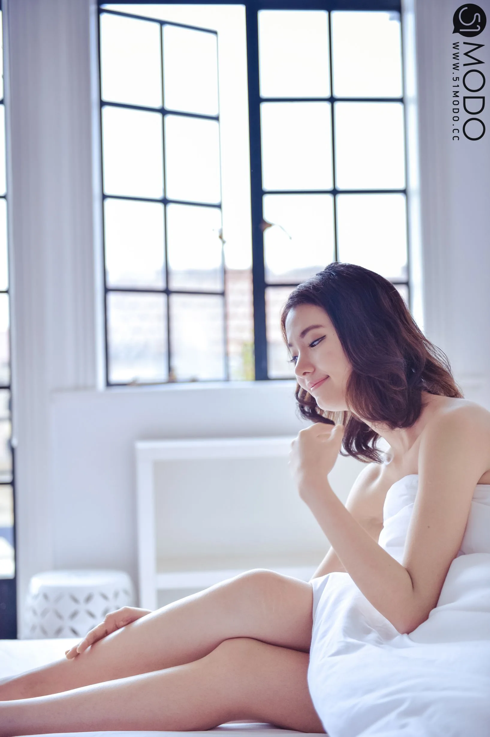 [51MODO] Tạp chí Nữ thần Đôi chân Tuyệt đẹp Tập 7: Bộ ảnh riêng về tất và đồ lót - 9