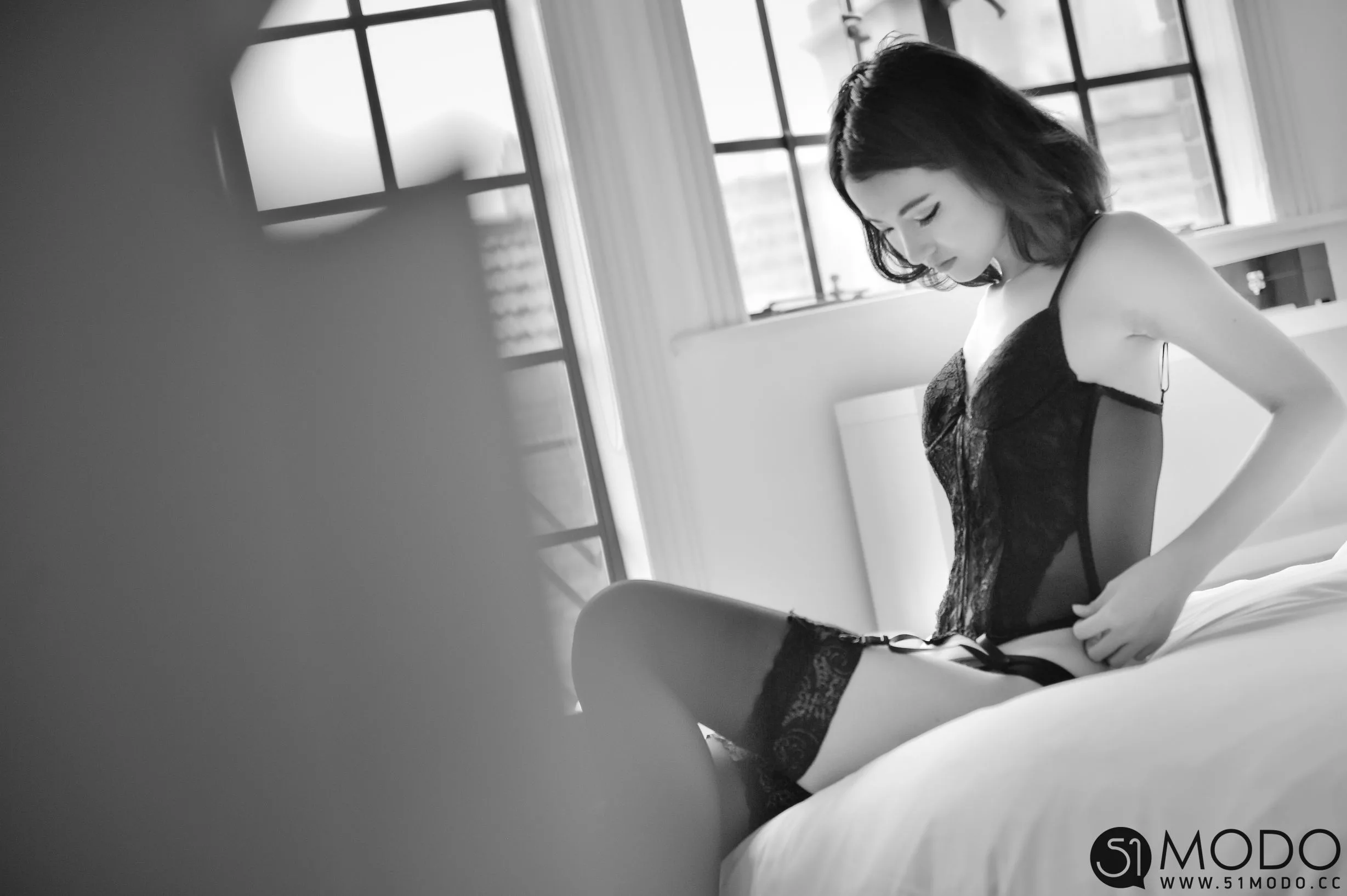 [51MODO] Tạp chí Nữ thần Đôi chân Tuyệt đẹp Tập 7: Bộ ảnh riêng về tất và đồ lót - 20