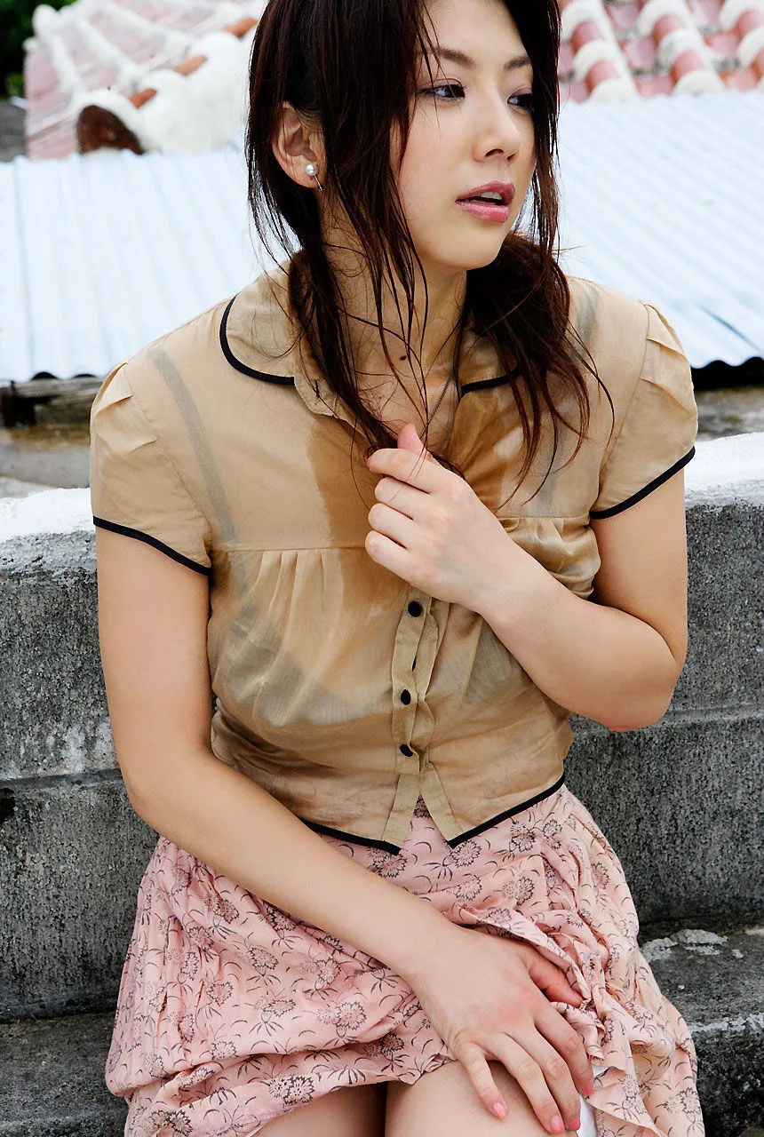 [Image.tv] Sách ảnh "Touch Me" của Hitomi Aizawa - 16